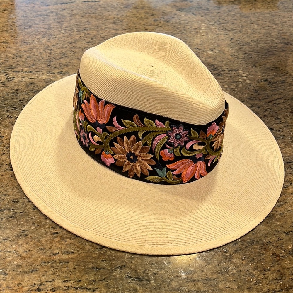 Gorgeous Palo De Yucca Straw Hat